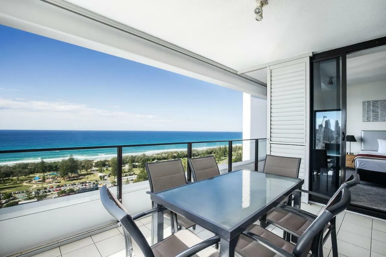 Ultra Broadbeach Gold Coast 4*,  Austrálie