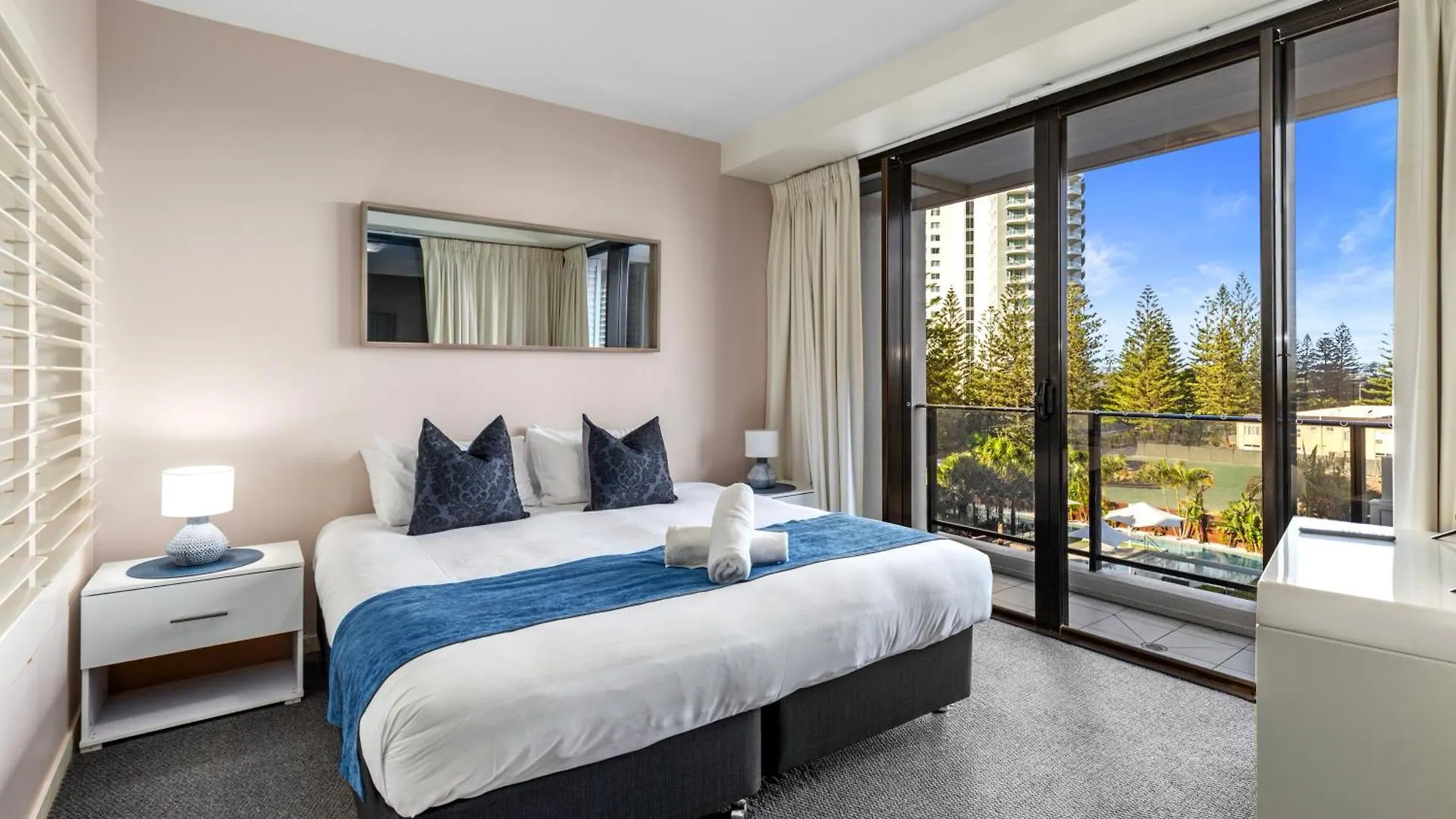 Ultra Broadbeach Gold Coast Resort