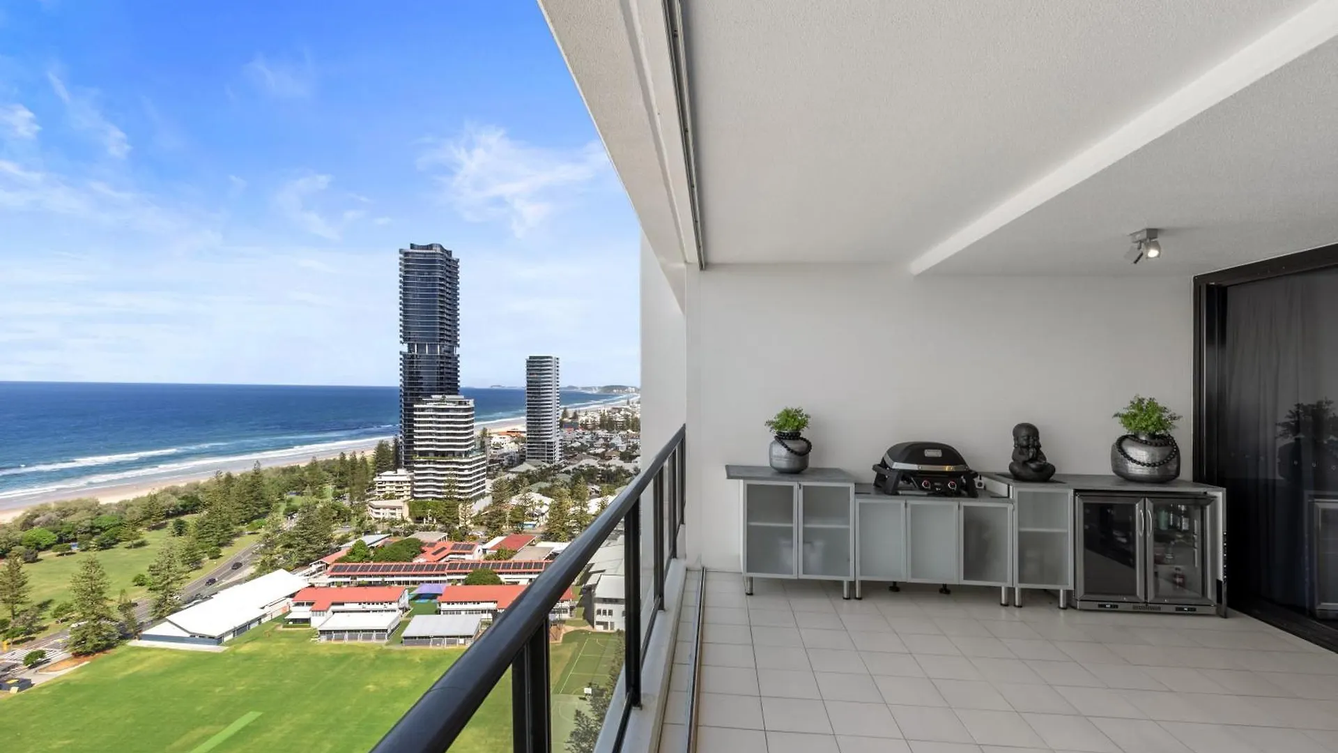 Resort Ultra Broadbeach Gold Coast